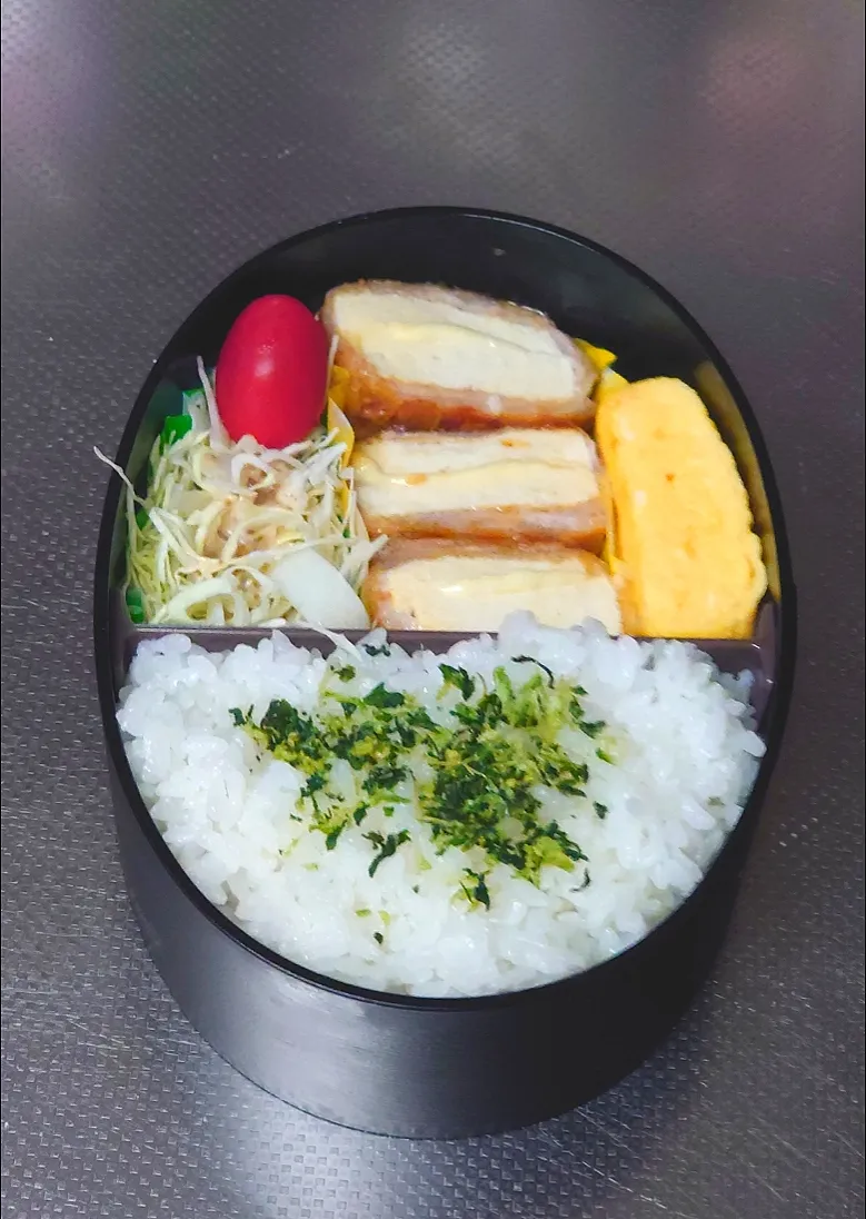 Snapdishの料理写真:厚揚げチーズの豚バラ巻弁当|黒川克博さん