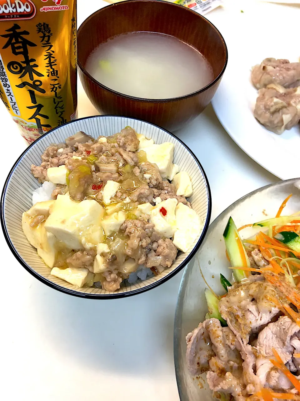 麻婆豆腐丼と手作り焼売|しのてらさん