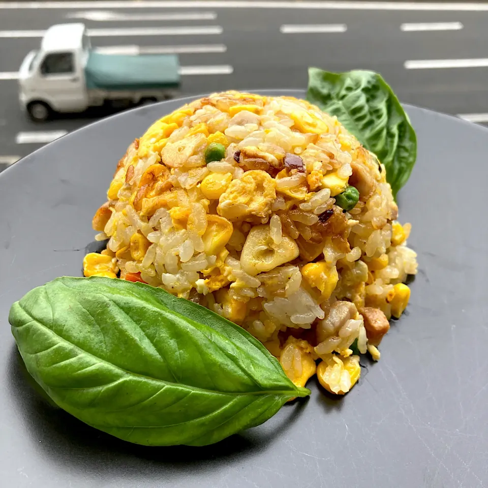 Tina Tomoko😋さんの料理 中華屋さんのカレーチャーハン✨|Kさん