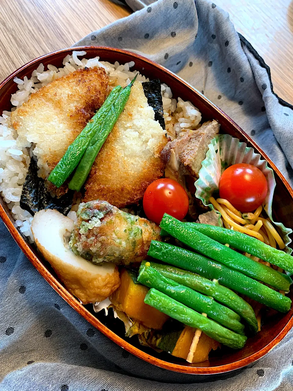 息子弁当　のり弁|春 来るさん