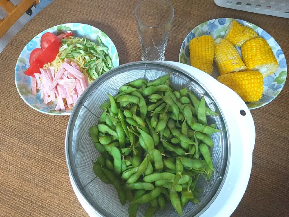 冷麺ごまだれ
とうもろこし
枝豆|尚さん