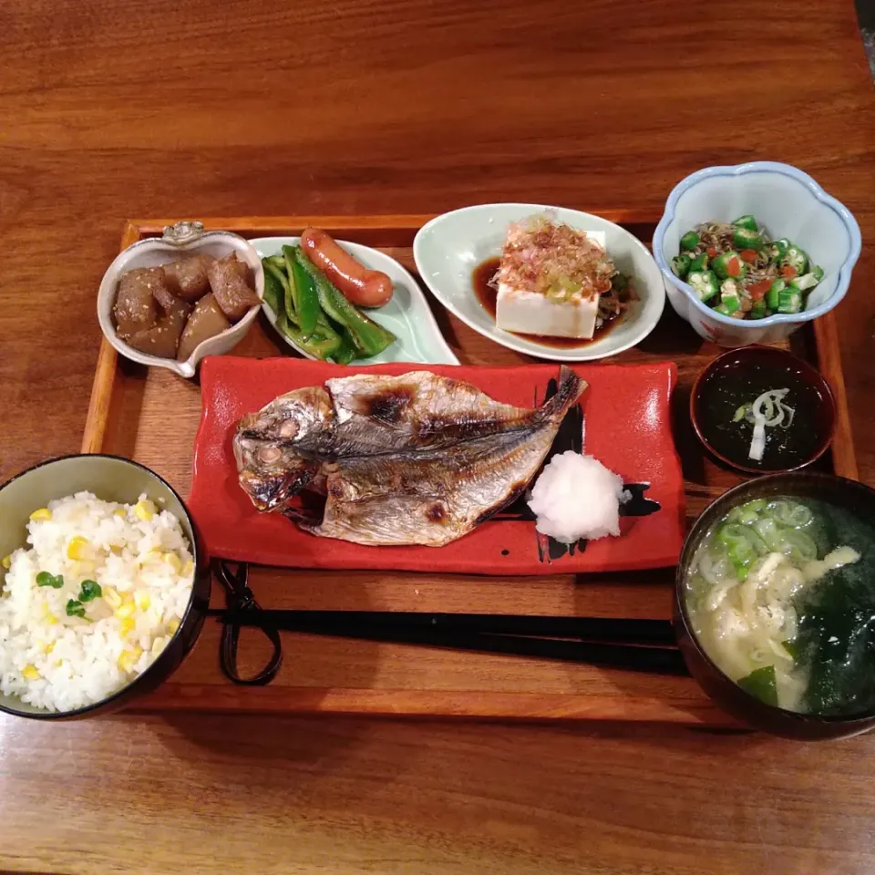 生トウモロコシの炊き込みご飯の和定食😋|Jay20170327さん