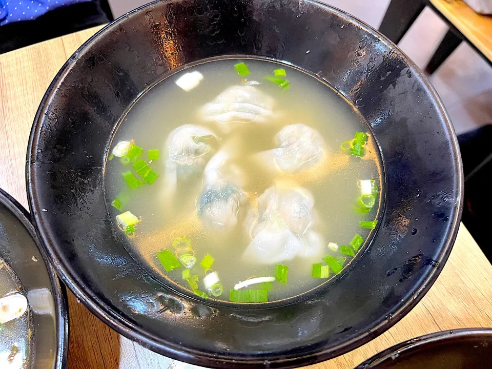 Snapdishの料理写真:Pork and vegetables dumplings|skyblueさん