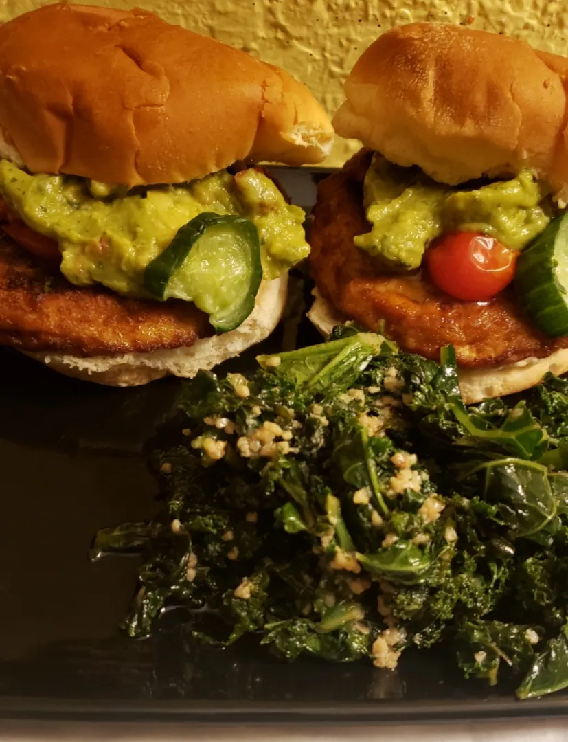 tofu burgers and kale|Gardenia_camellia_sunさん