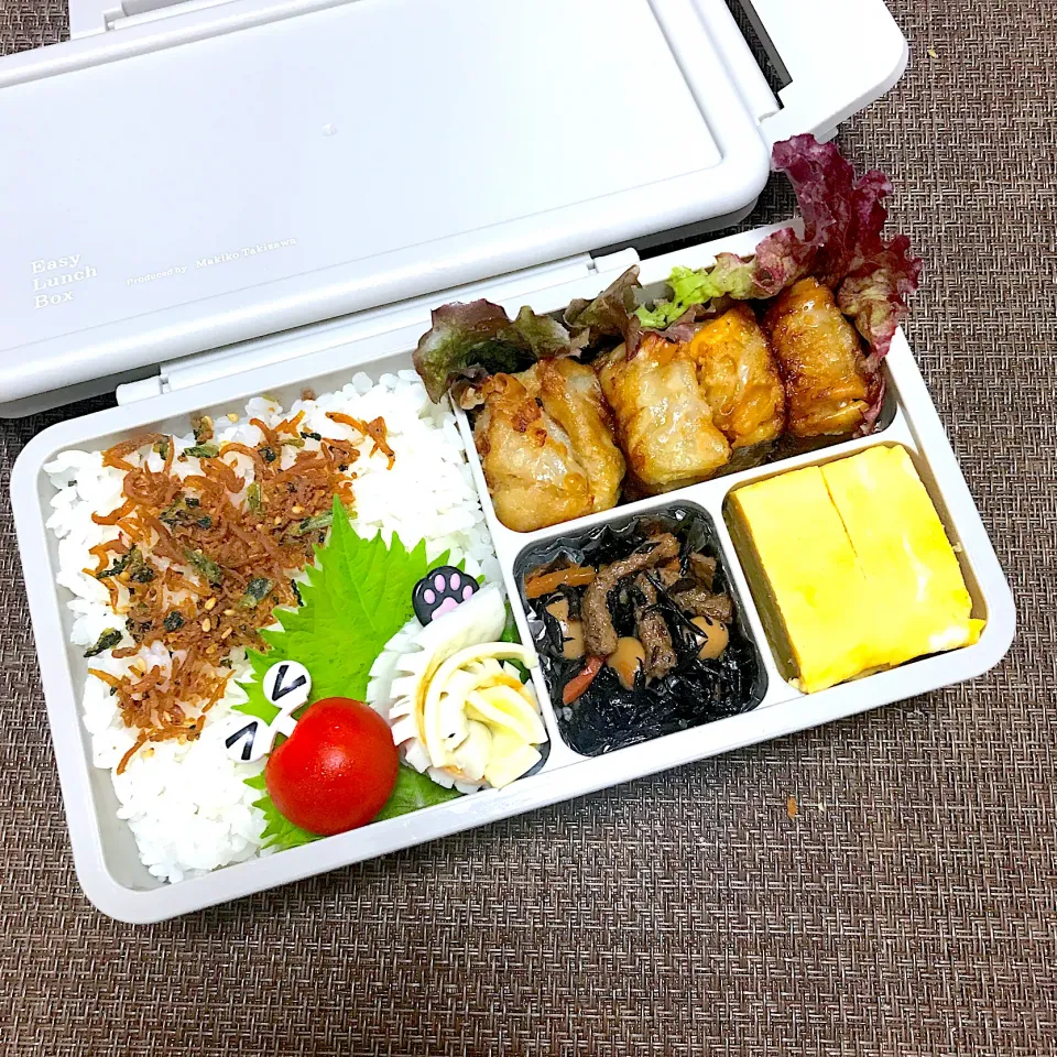 SJK弁当🍱〜揚げシュウマイ・玉子焼き・ひじき煮・ちーちくくるくる|華恋さん