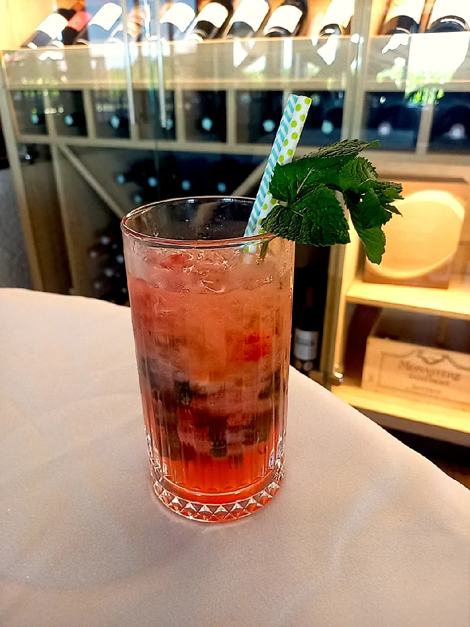 Mojito fraise|Dominique Clolusさん