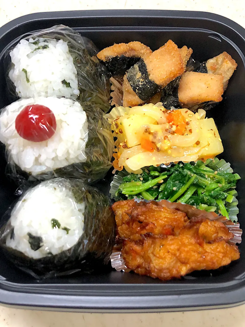 Snapdishの料理写真:あじ海苔巻き唐揚げ弁当|teteさん