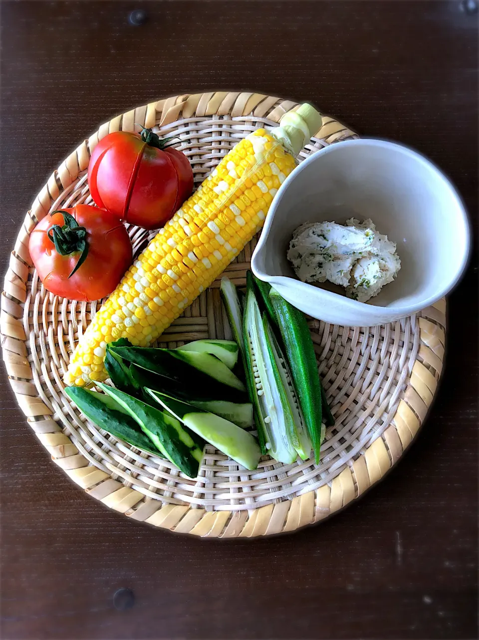 地元信州野菜のあおさ味噌チーズディップ添え|seiko_funfoodさん