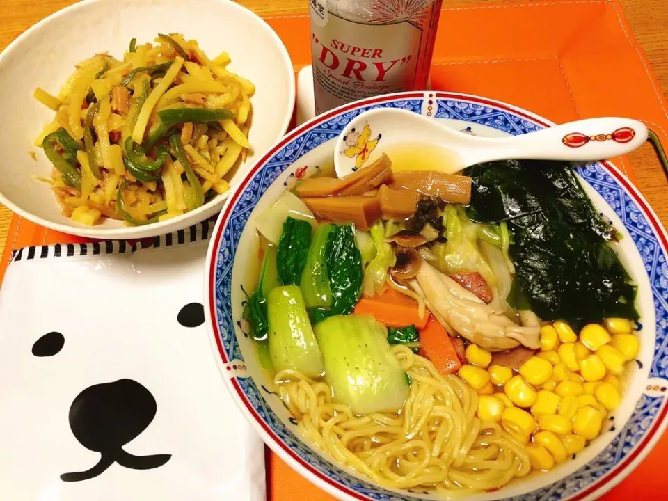 ラーメン🍜
じゃがいもとピーマンのカレー風味炒め|naoさん