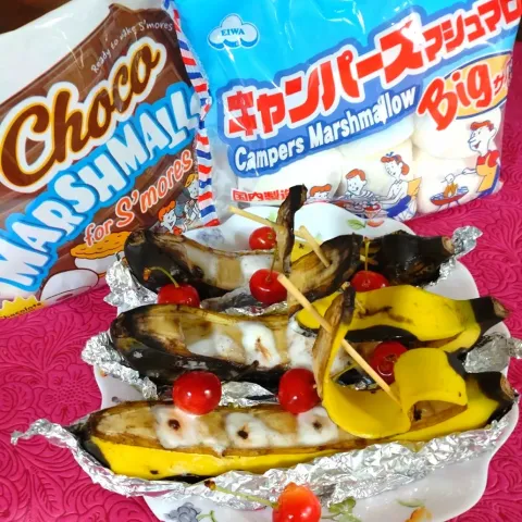 「スモアチョコマシュマロ」を使ってみたSnapdishの料理・レシピ写真:手軽で楽しい！ マシュマロ　バナナボート