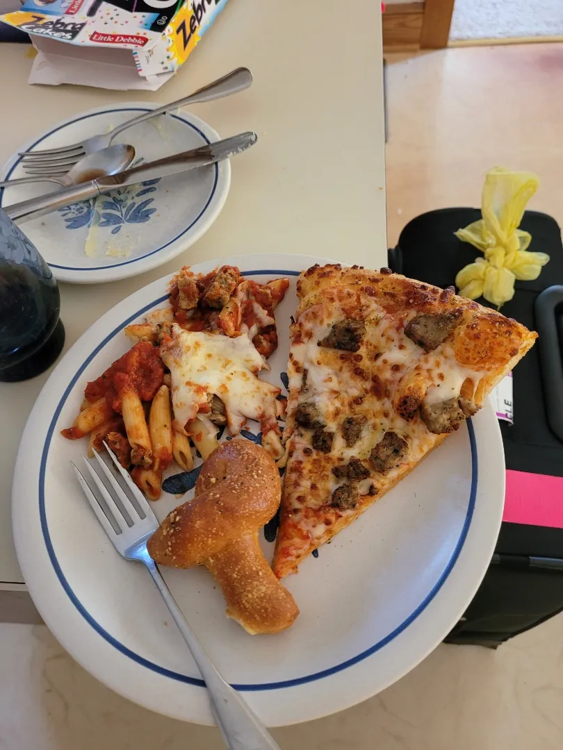 Dominoes pizza today|Macchefさん