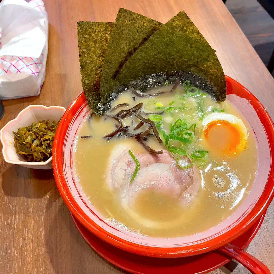 博多純とんこつラーメン（全部のせラーメン）|T. Wonderさん