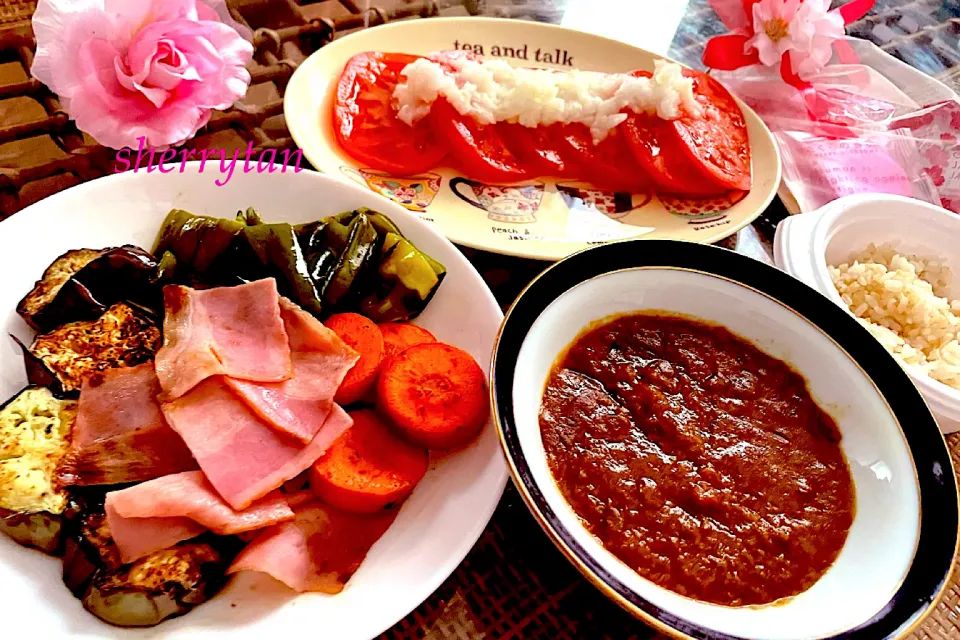 野菜たっぷりカレー🍛|シェリたん🍒さん