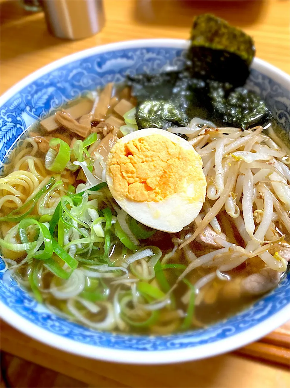 〆は醤油ラーメン！|デコさん