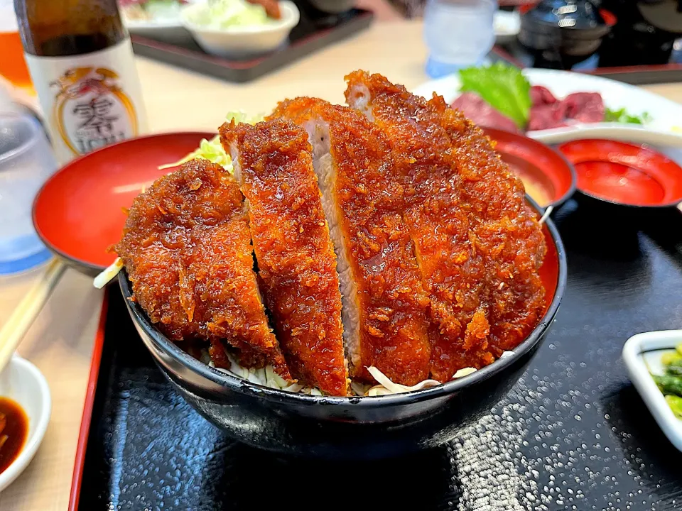 ソースカツ丼|マハロ菊池さん