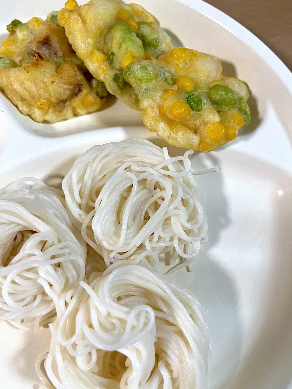 そうめんと鱈とコーンと枝豆のかき揚げ|ちこまーとさん