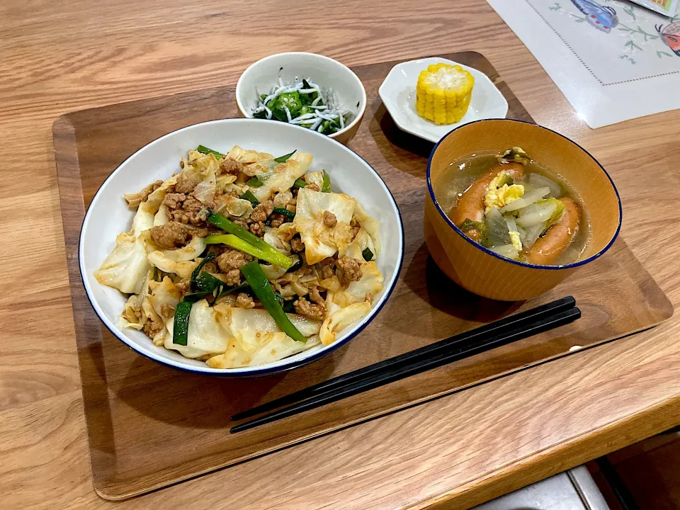 肉味噌キャベツ丼|みよさん