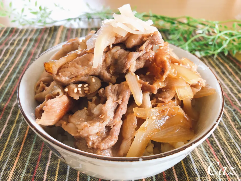 きゃずさんの料理 新生姜の甘酢漬けトッピング 〜 豚肉の生姜焼き丼|きゃずさん