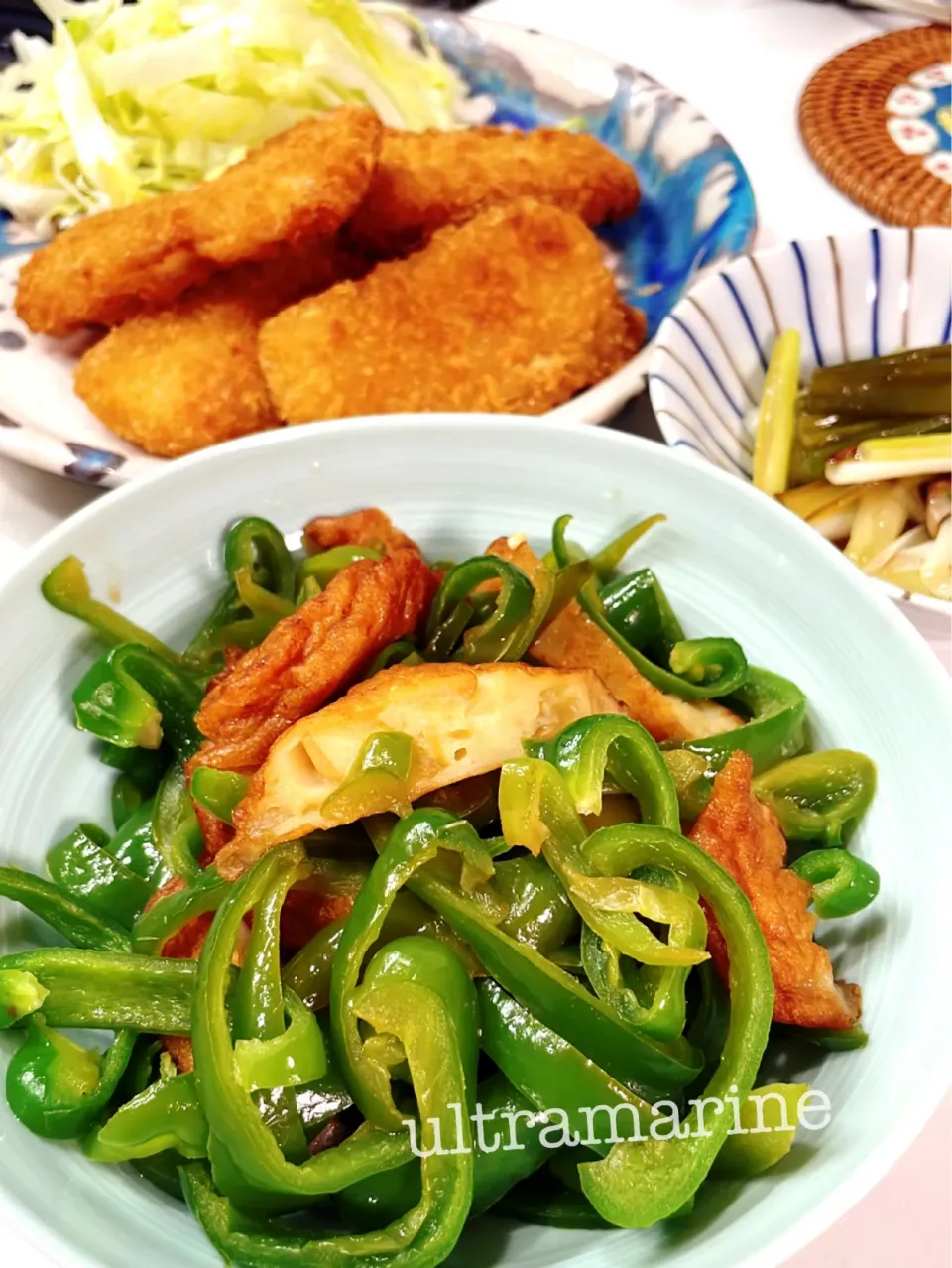 Snapdishの料理写真:＊ピーマンと玉ねぎ天のさっと炊き♪焼きねぎマリネ、イカフライ＊|ultramarineさん