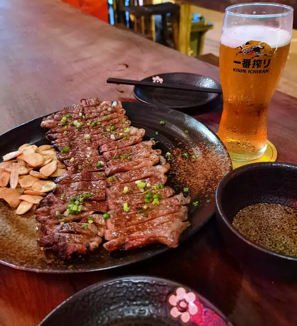 Kirin Ichiban beer & wagyu beef @ Kyushigai Bar|ģřãçîöůşさん