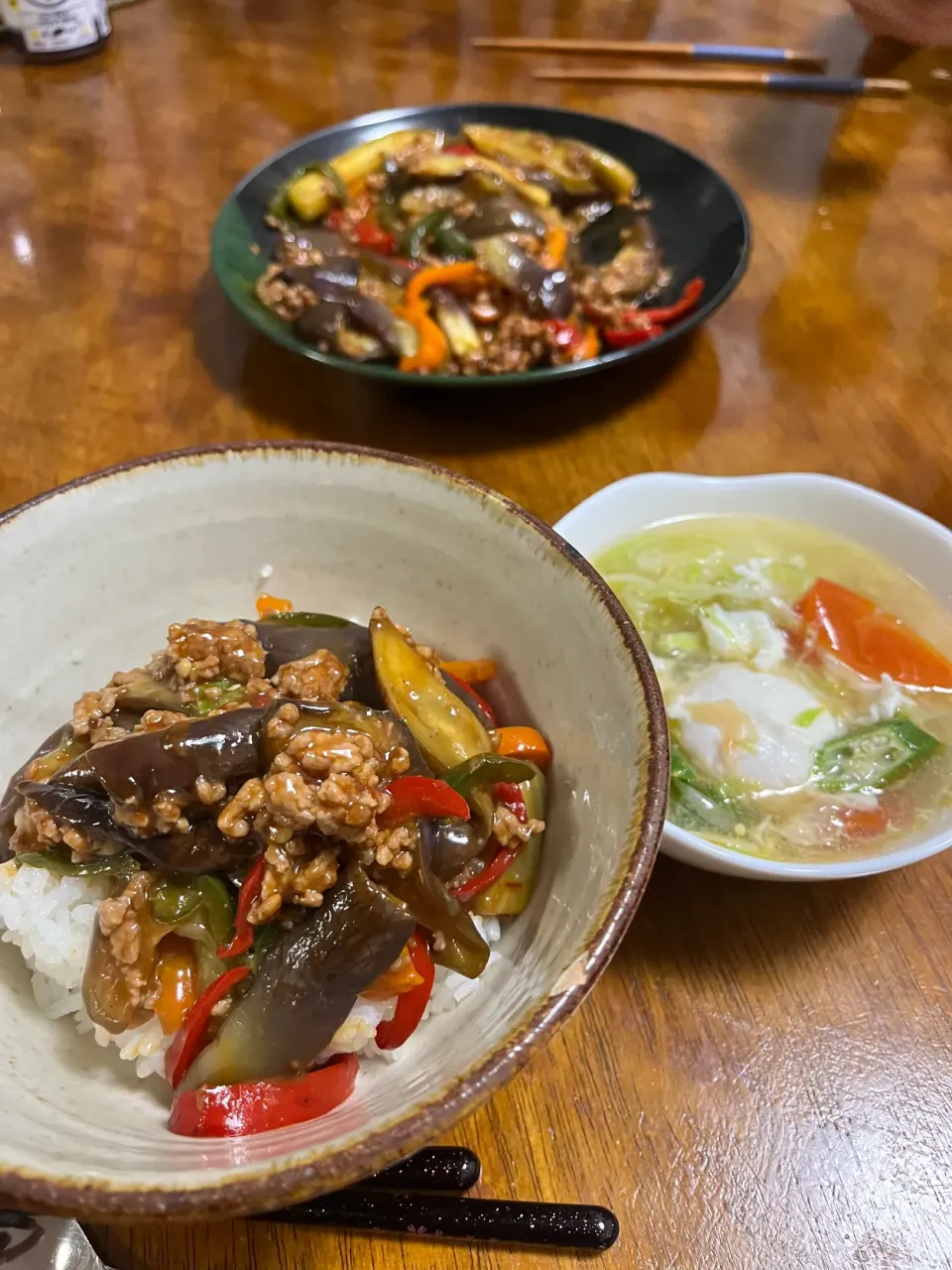 Snapdishの料理写真:勝ち飯！麻婆茄子and盛り盛りスープ|さんだーさん