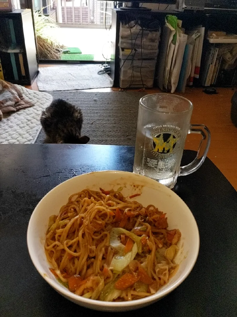 夜勤明け残った自家製パンチェッタでで中華麺ピリ辛和え麺|Tarou  Masayukiさん