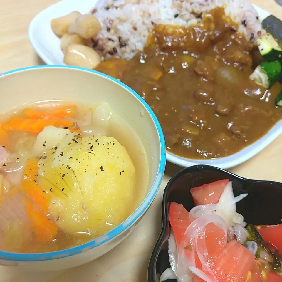 カレー🍛焼きズッキーニと手作りらっきょう添え～21雑穀米で|チョコさん