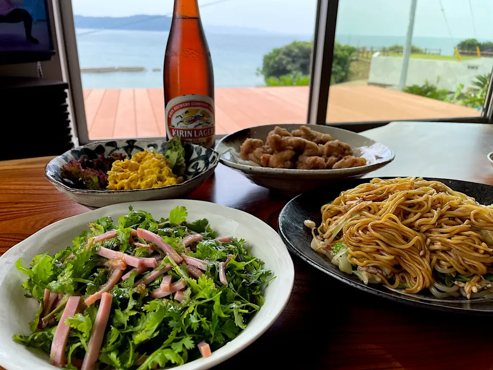 Snapdishの料理写真:2022.7.18 焼きそばランチ🍻🍻🍻|ゆみずさん