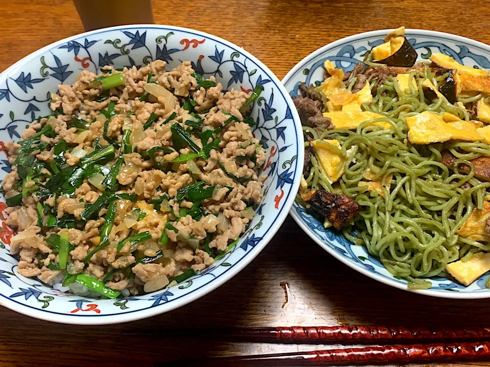 Snapdishの料理写真:ニラ豚丼|mycalさん