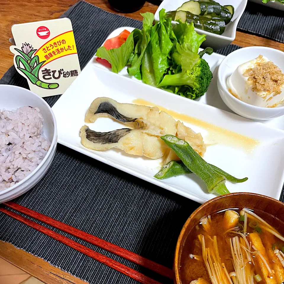 Snapdishの料理写真:カレイの煮付け|izumiさん