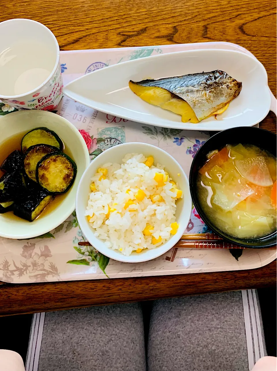 今日のお昼ご飯はヘルシーだな。|ちはるさん