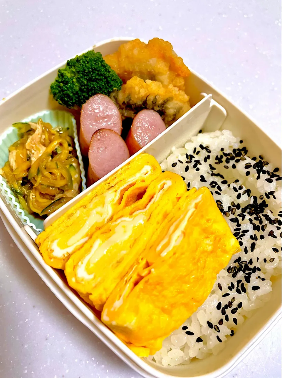 Snapdishの料理写真:旦那さん弁当|＊.｡.＊ yükinaﾟ＊.｡.＊さん