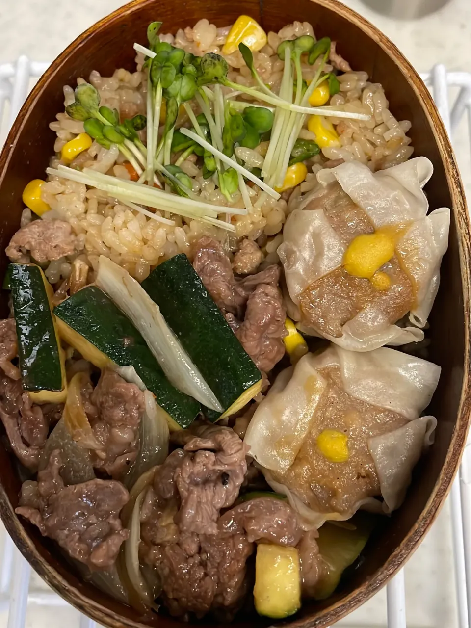 Snapdishの料理写真:カレーチャーハン、シュウマイ、牛肉とズッキーニのオイスター炒め|ちあぽんさん