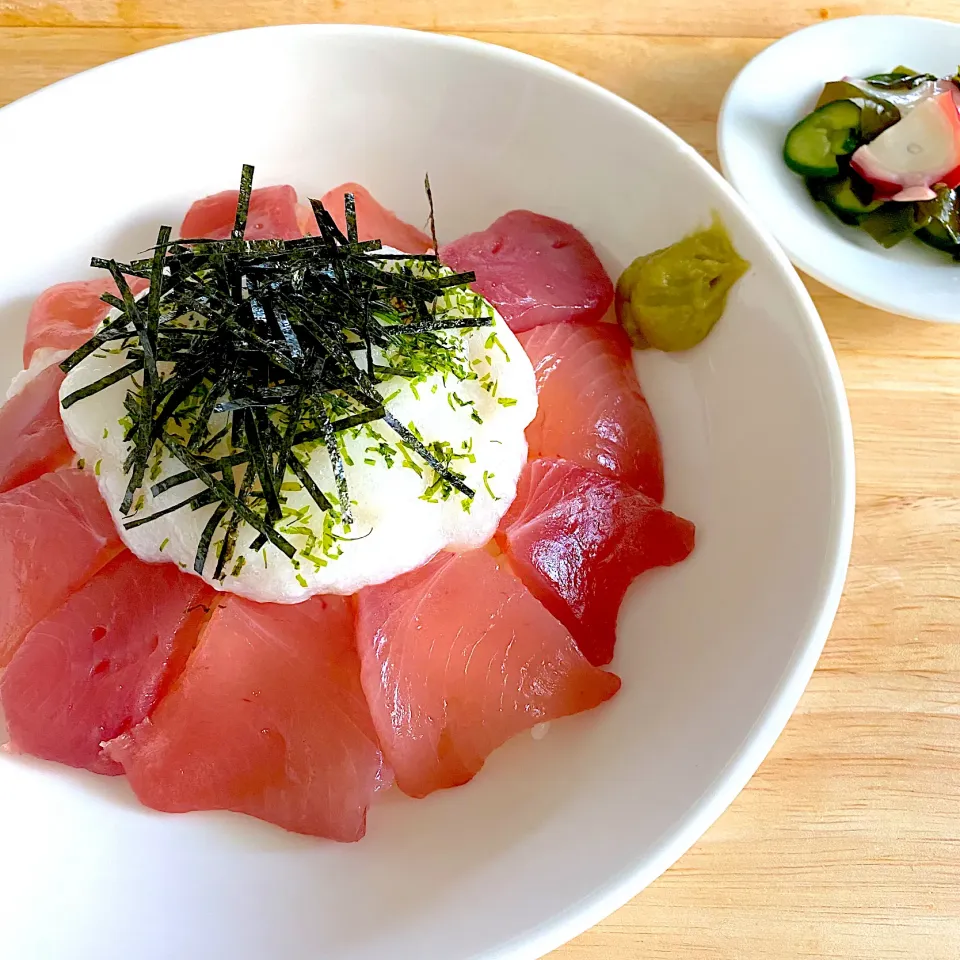 まぐろ山かけ丼    たこの酢の物|ジャスミンさん