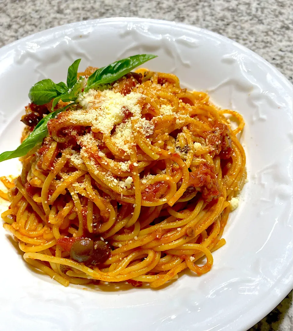 トマトソーススパゲッティ🍝🍅|つんさん