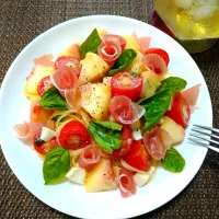白桃のカプレーゼ風冷製パスタ