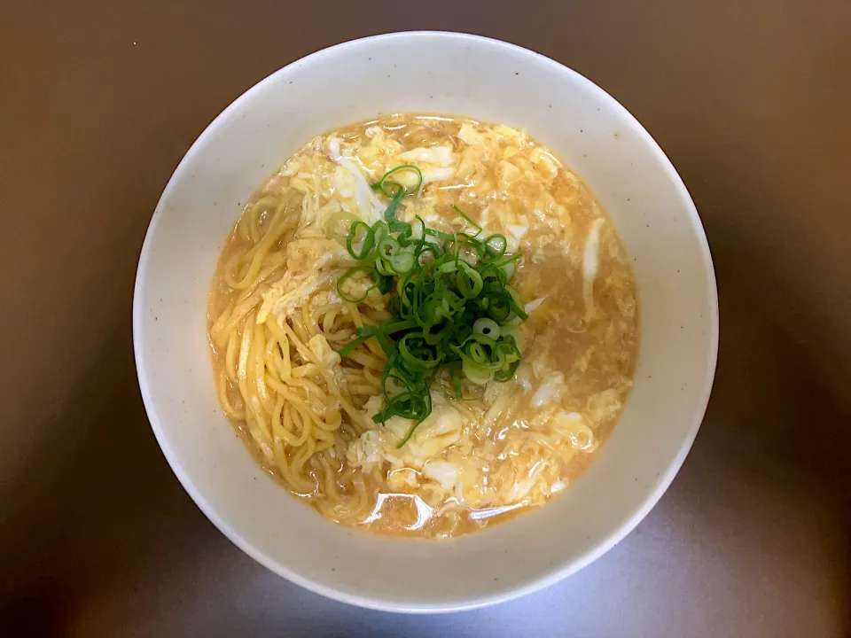 自家製 ラ王味噌ラーメン(玉子入)|ばーさんさん