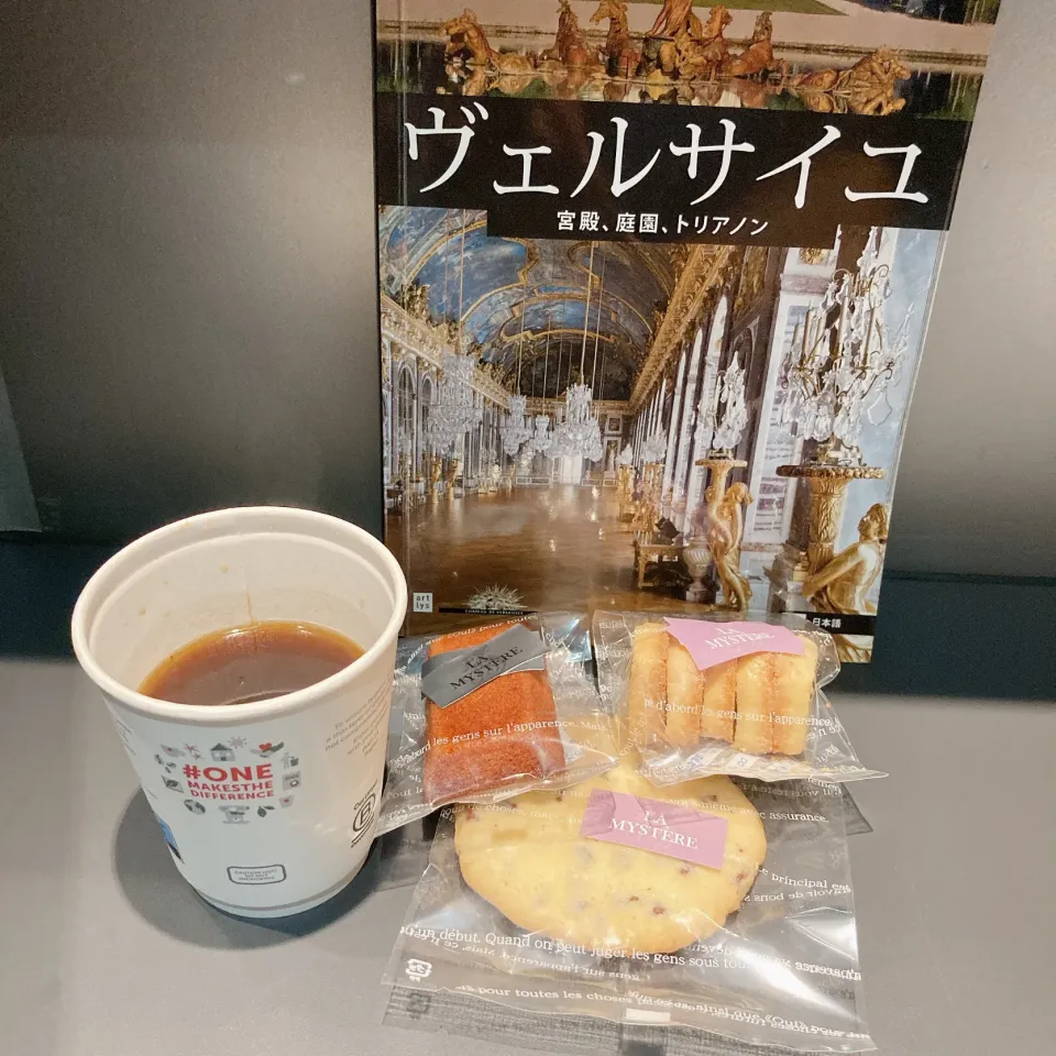 焼き菓子と珈琲🍪☕️|ちゃみこさん