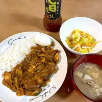 Snapdishの料理写真:カジキマグロとしめじのカレーライス|ちこまーとさん