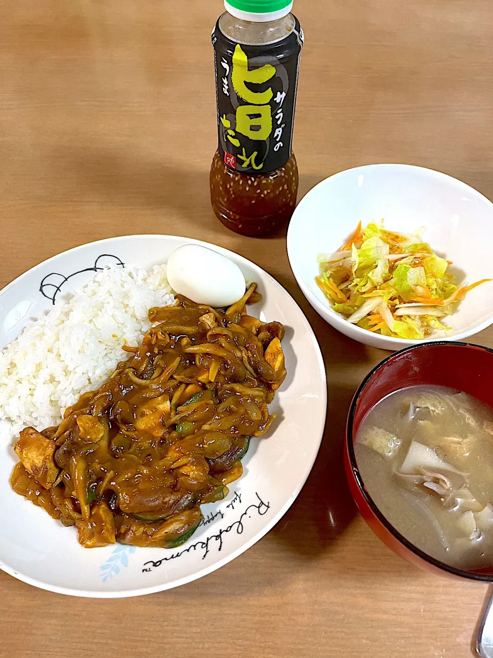 Snapdishの料理写真:カジキマグロとしめじのカレーライス|ちこまーとさん