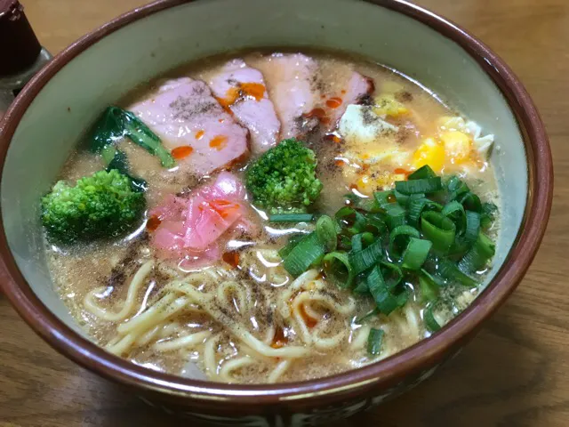 マルちゃん正麺🍜、豚骨醤油味❗️( ^ω^ )✨|サソリさん