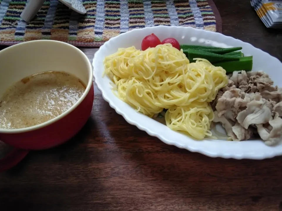 三輪素麺で冷やし中華風 とろろ入りたれ|にんにくと唐辛子が特に好き❤️(元シャリマー)さん