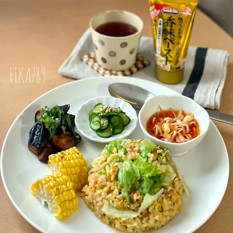 香味ペースト で レタス炒飯|FIKA789さん