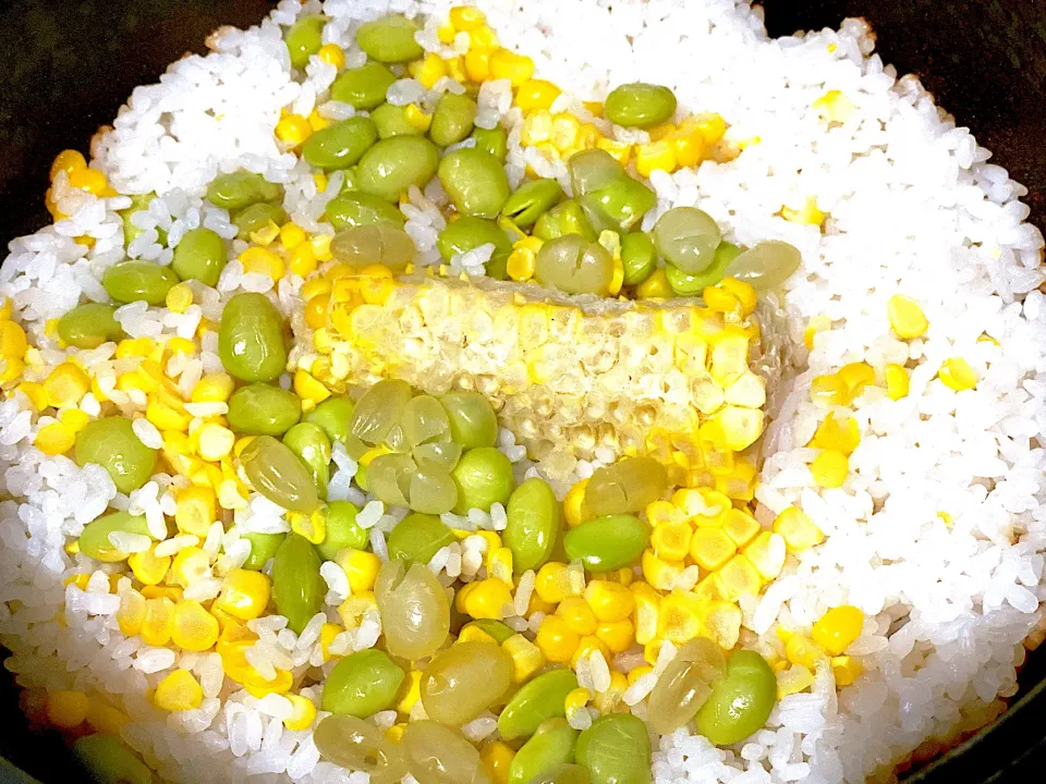 夏野菜シリーズ3️⃣ とうきび🌽枝豆混ぜご飯|Megさん