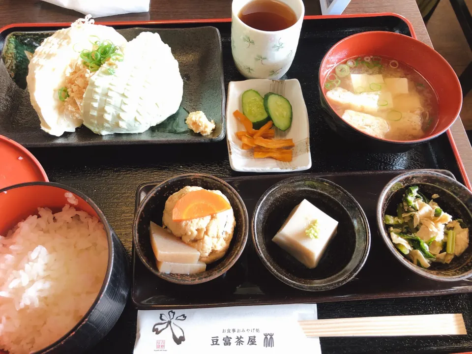 豆腐づくし膳|きゃずさん