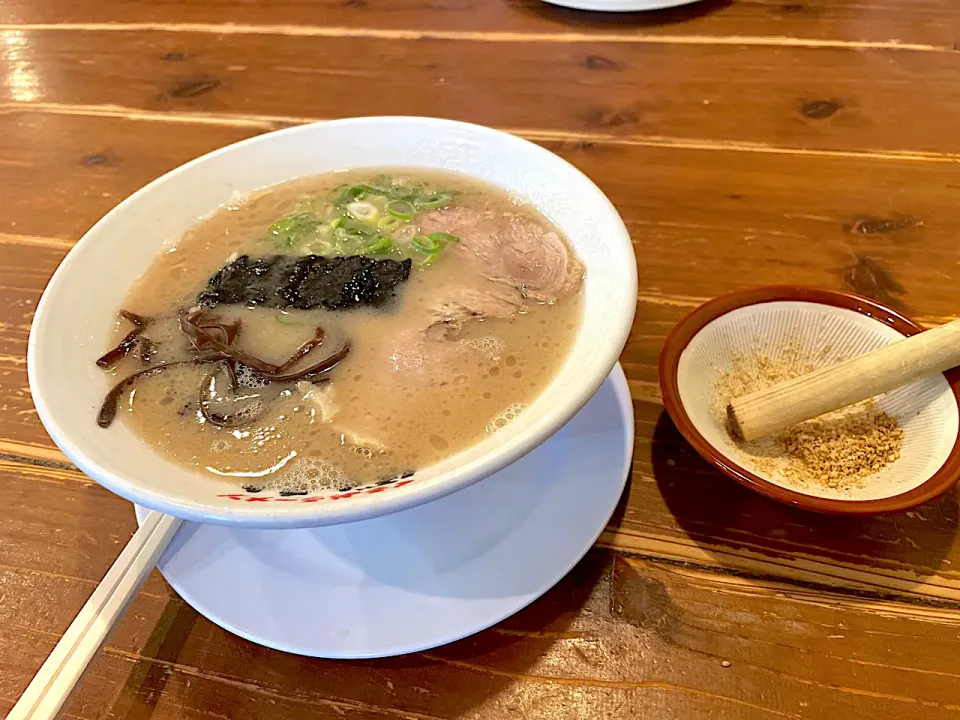 久留米ラーメンぼたもち　ラーメン|コージ💫さん