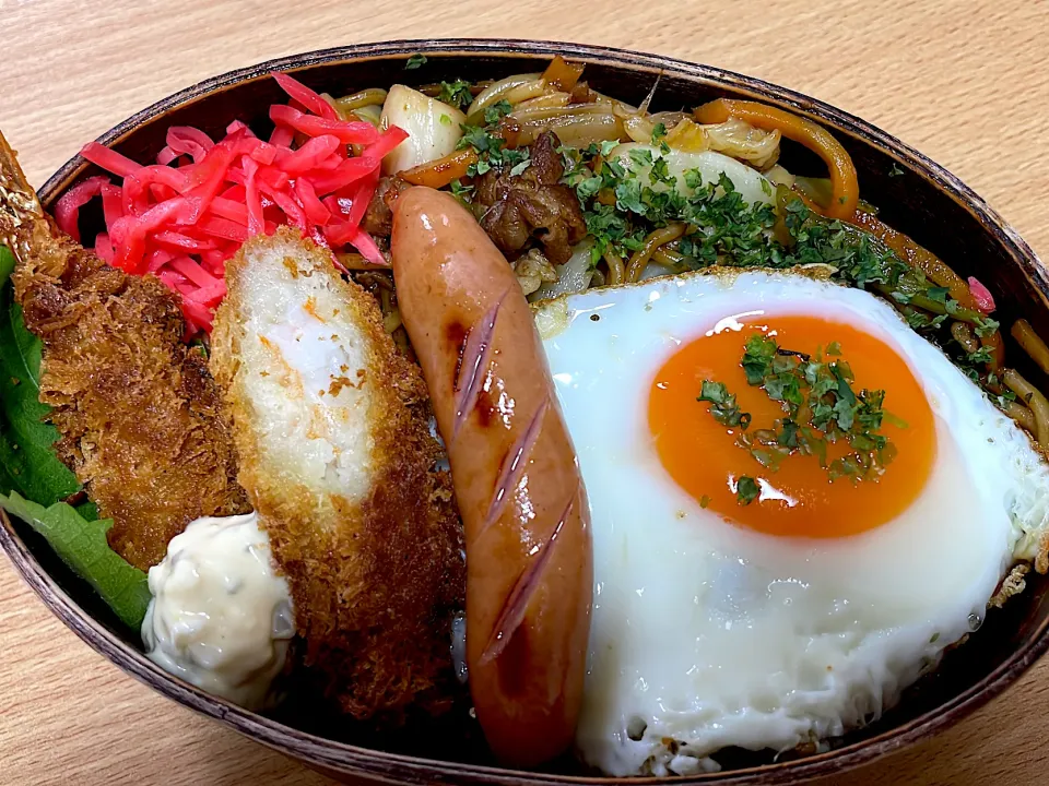 焼きそば弁当|ちかちかさん