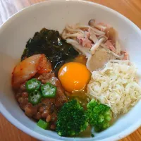 Snapdishの料理写真:酢キャベツのせオートミール丼|Sayacoさん