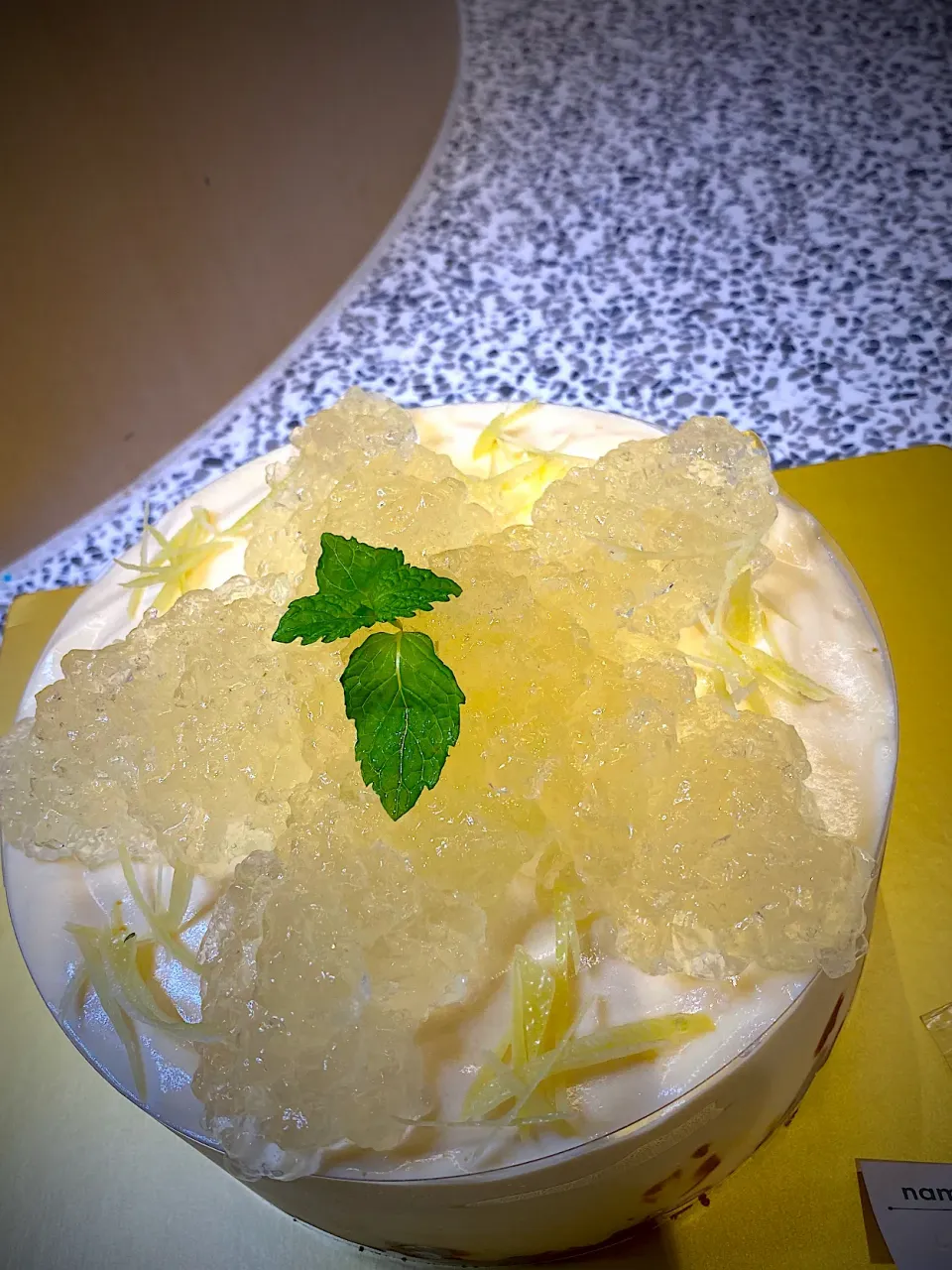 Snapdishの料理写真:レモンのシブースト🍋　サワーチェリーソース🍒🌱|ch＊K*∀o(^^*)♪さん