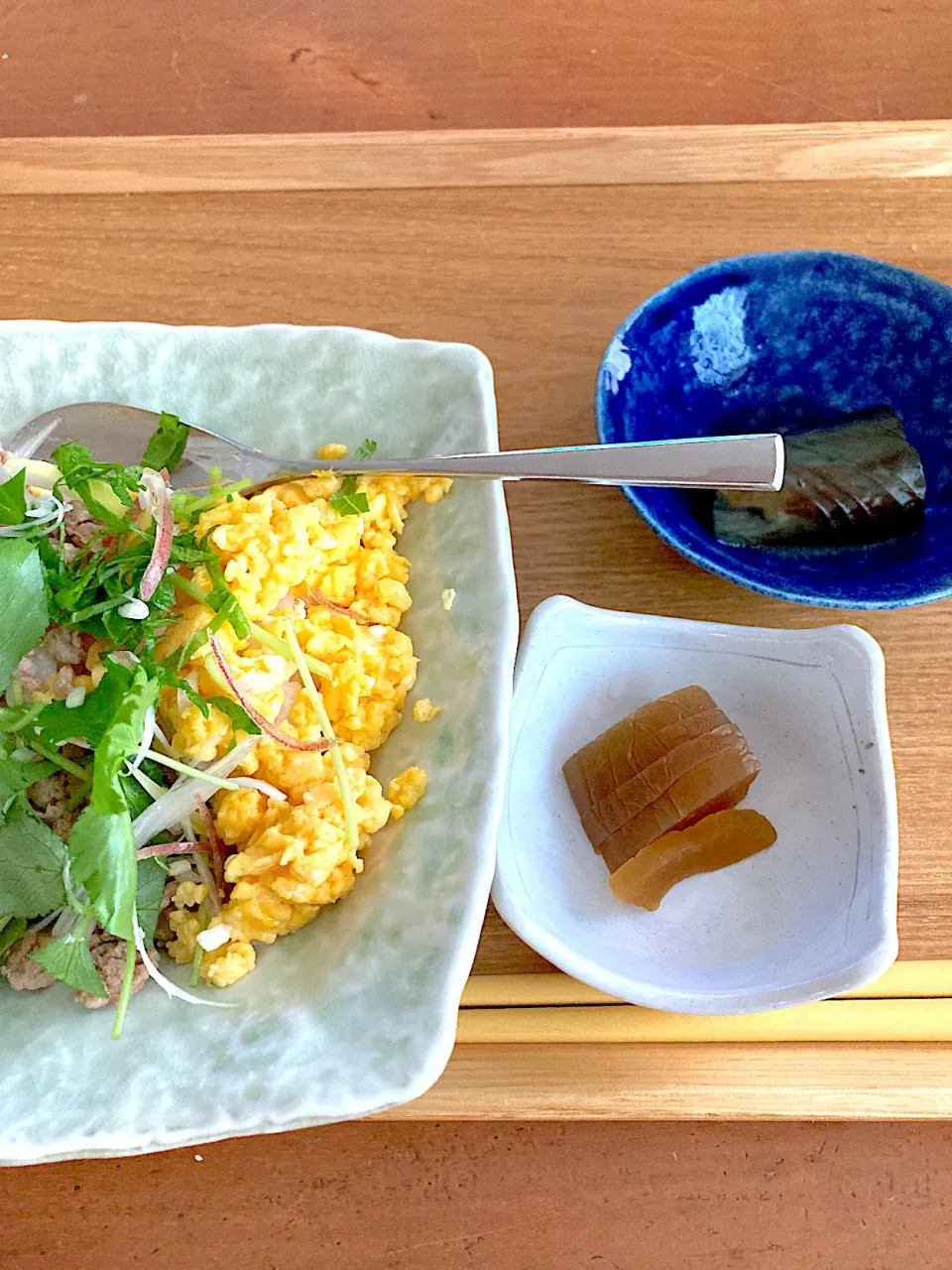 二色丼　薬味添え|なつこいっきママさん